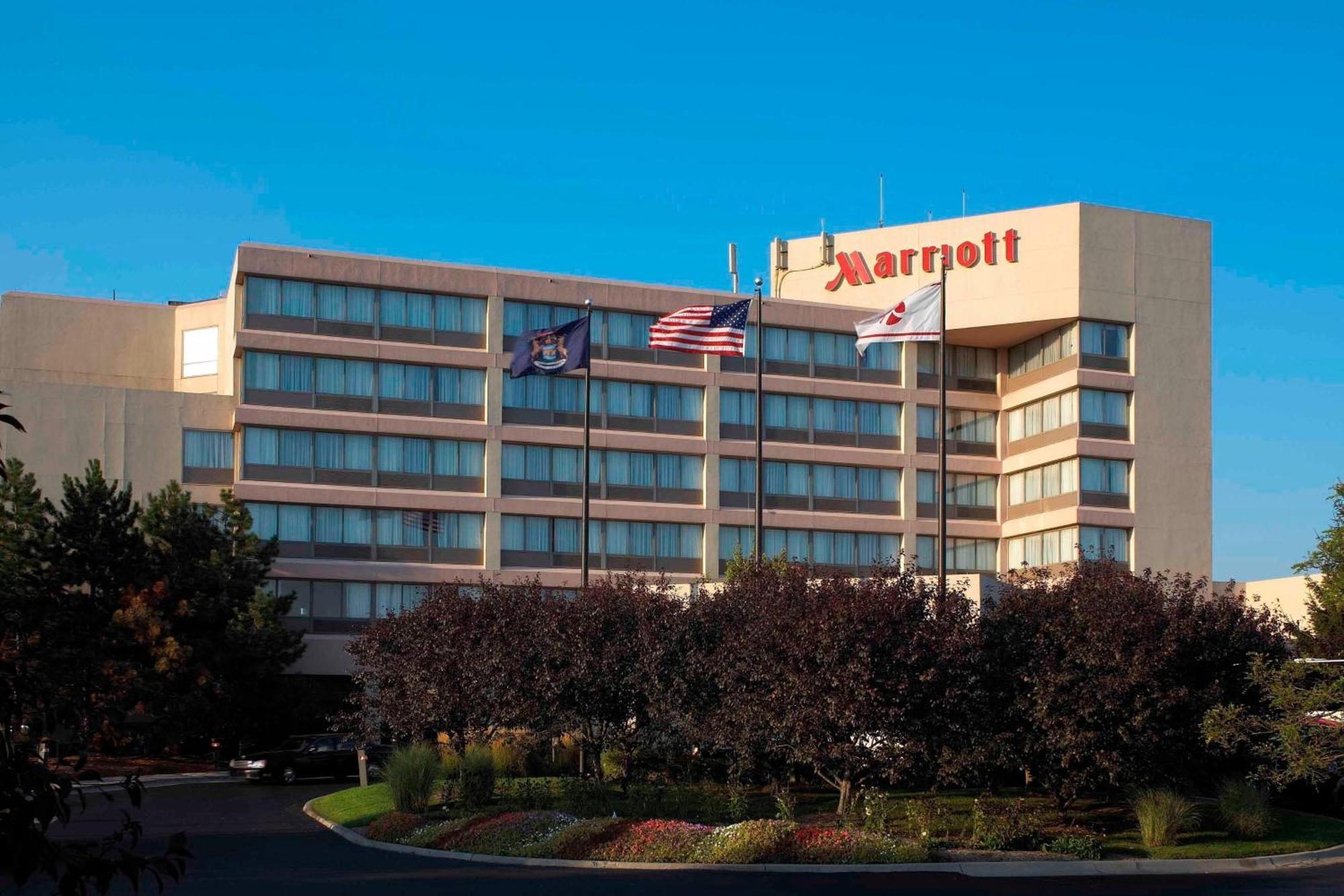 Detroit Marriott Livonia Hotel Kültér fotó